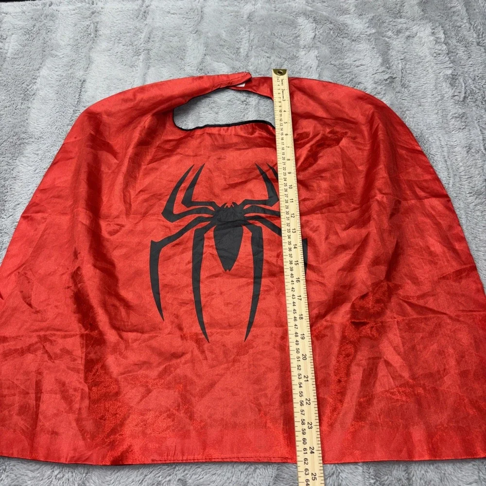 Spider Man red cape for Halloween one size fit most people.‎